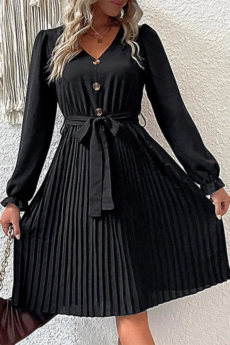 BUTTON DETAILED SLIM WIST PLEATED TRENDY DRESS