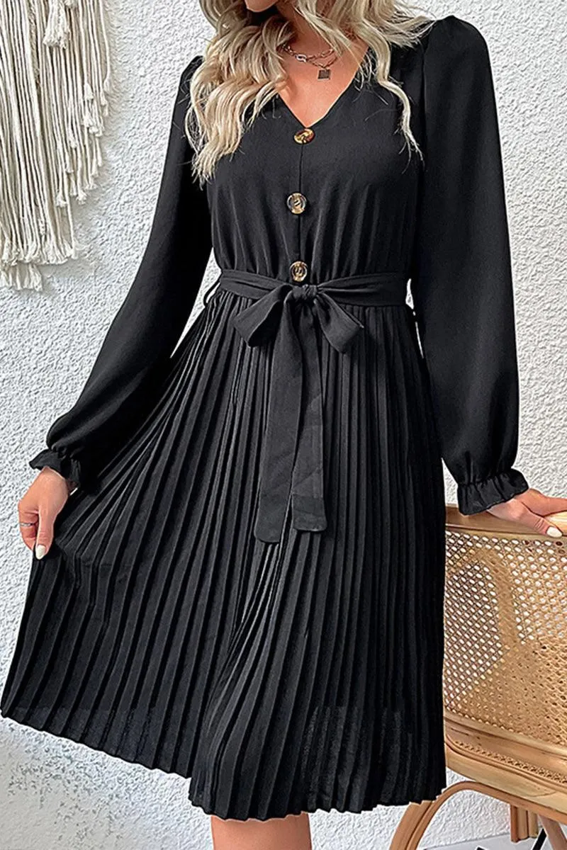 BUTTON DETAILED SLIM WIST PLEATED TRENDY DRESS